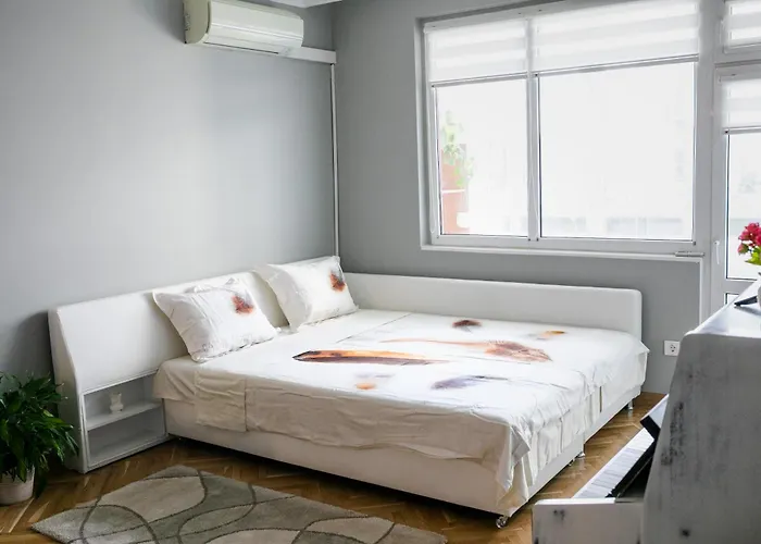 Seaside Garden 아파트 바르나